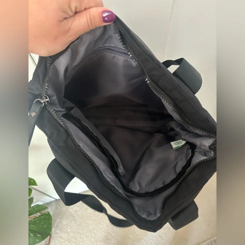 GAIAM Black Tote Bag with White Yoga Mat Holder - Picture 7 of 7